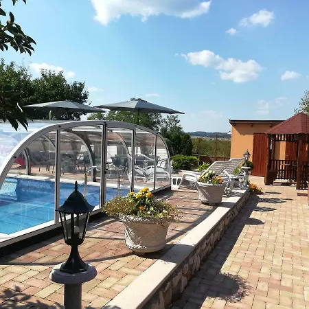 Fenyves Vendeghaz Villa Tapolca Exterior photo