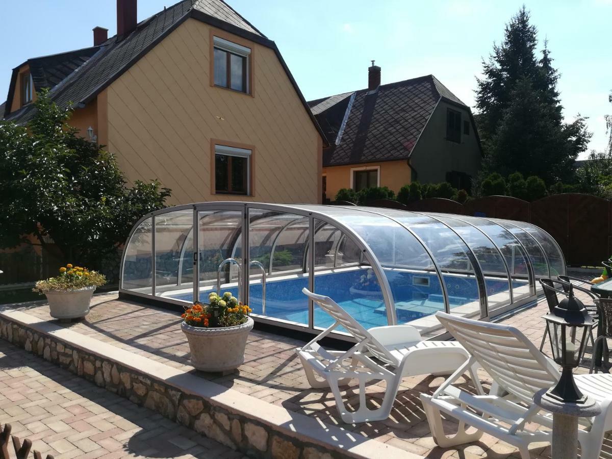 Fenyves Vendeghaz Ferienhaus Tapolca